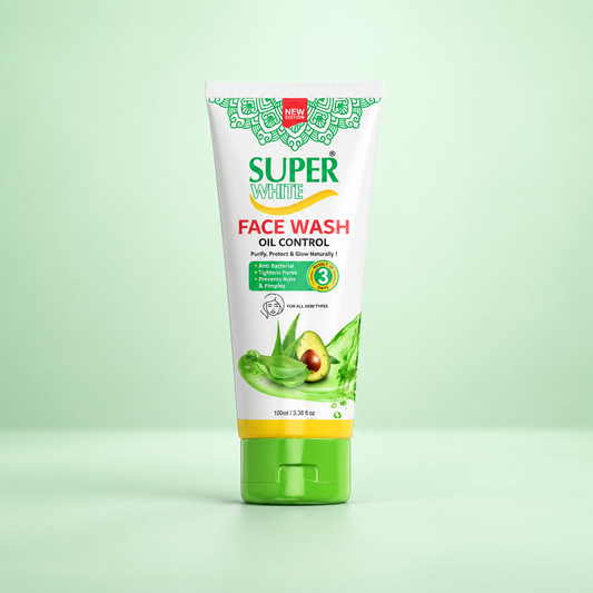 Super White Oil-Free Face Wash (100ml)
